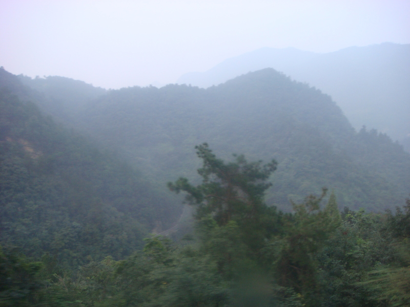 Image: /media/?path=/trips/2007-08-13 China/2007-08-19_Xi'an-Wudang/20070819-184922-1-Joe.jpg